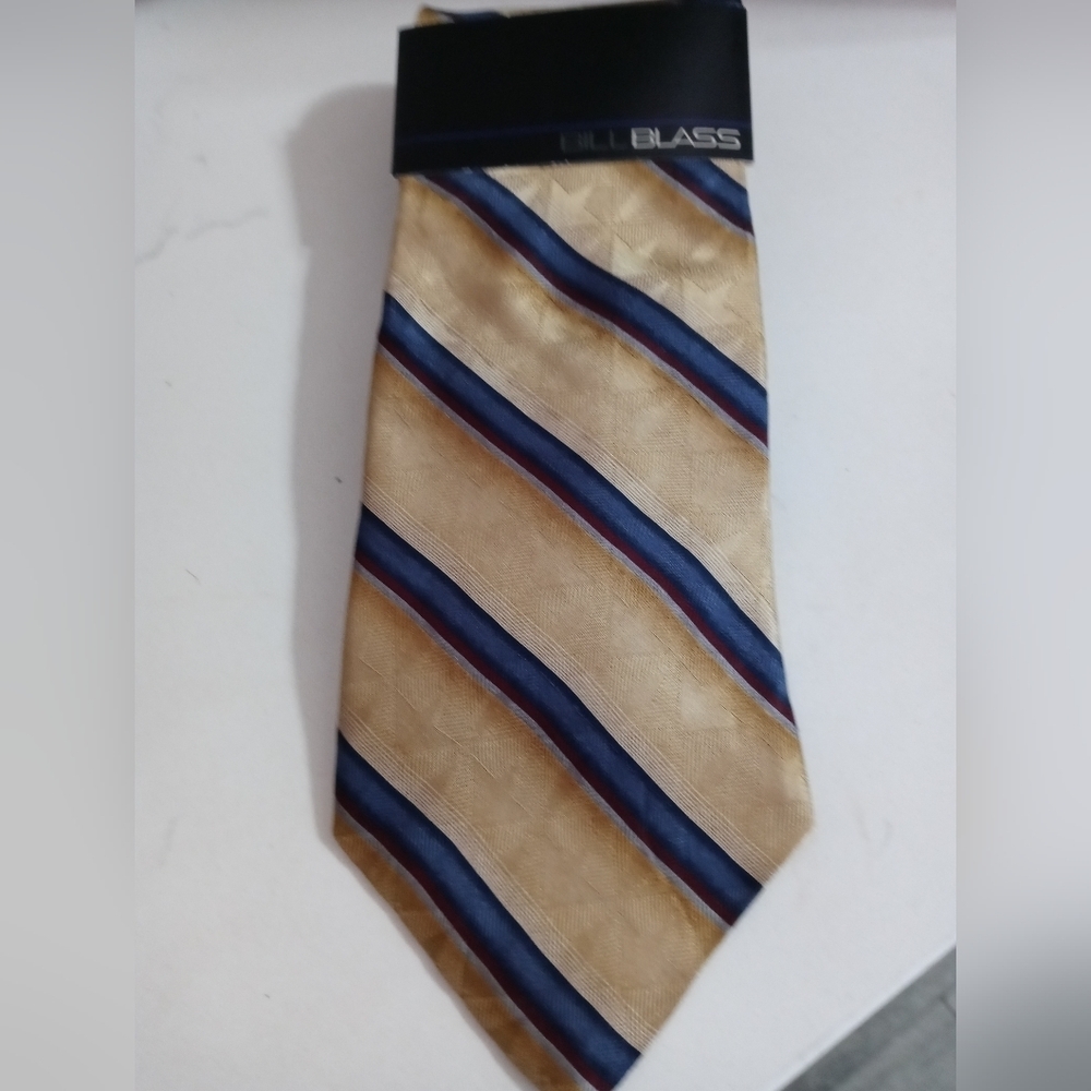 Bill Blass diagonal striped 100% Silk Gold Shimmer Arrow Pattern With navy blue